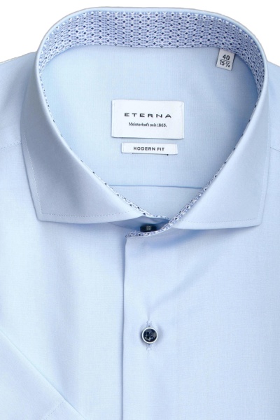 ETERNA Modern Fit Hemd Halbarm mit verlngerten Rumpf New Kent Kragen hellblau